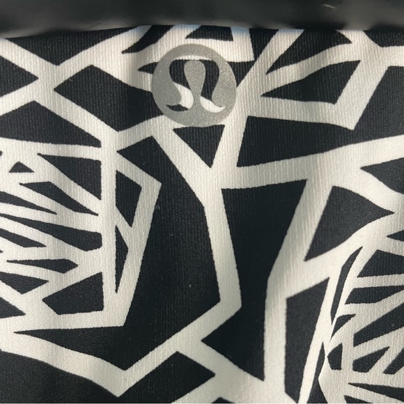 RARE FIND! Lululemon Wunder Under Luxtreme 7/8 - Picture 5 of 6